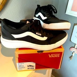 ✔️Vans✔️ultra range exo